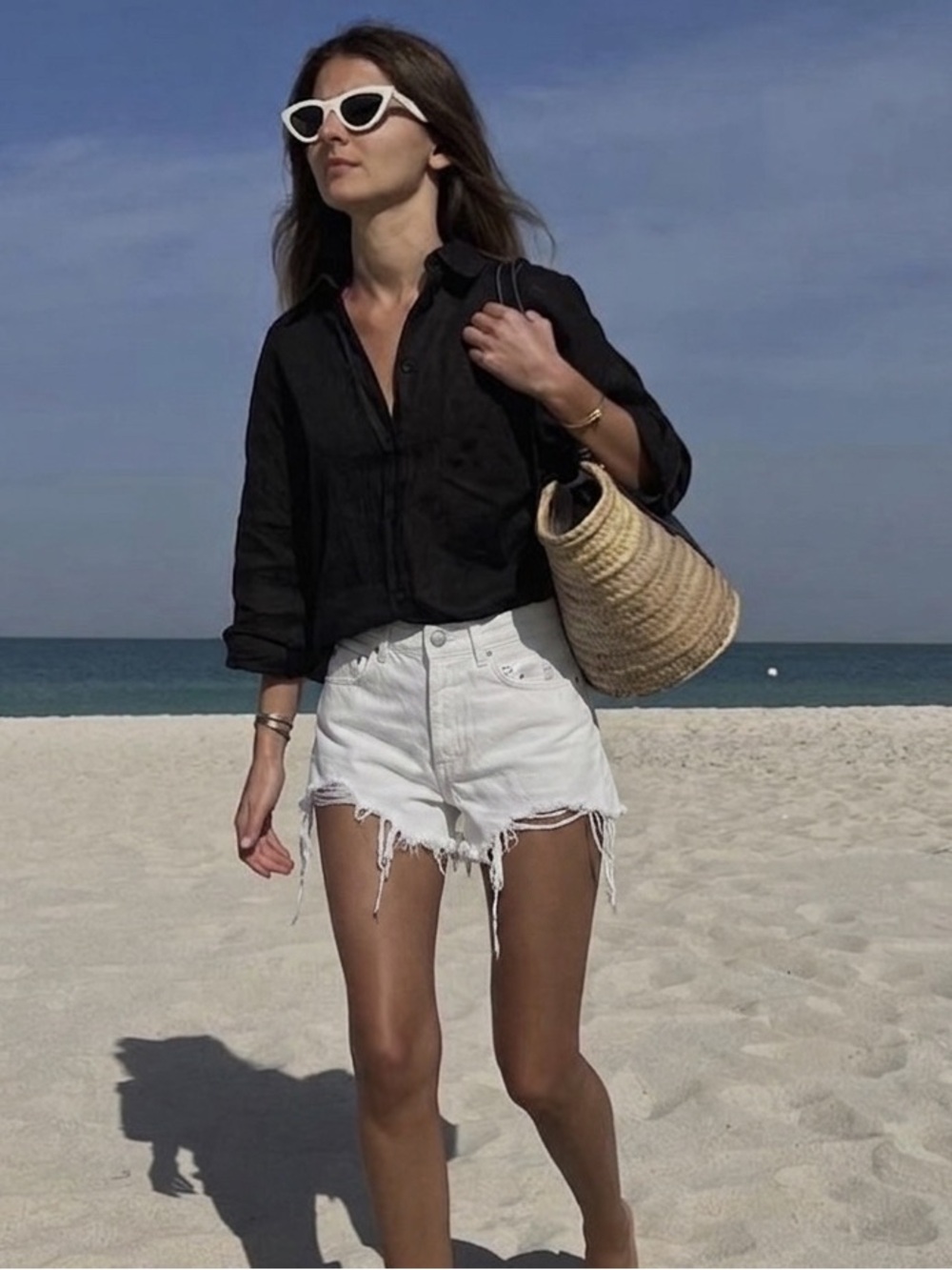 Zara White Frayed Denim Jean Shorts